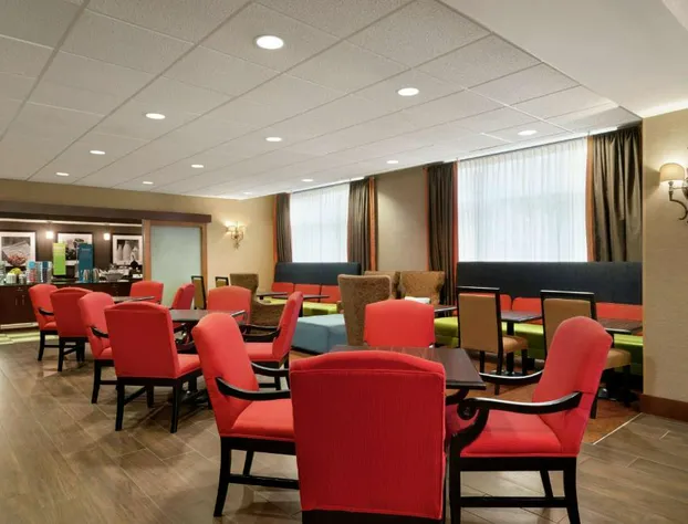 Hampton Inn Wichita Falls Sikes Senter Mall hotel detail image 2