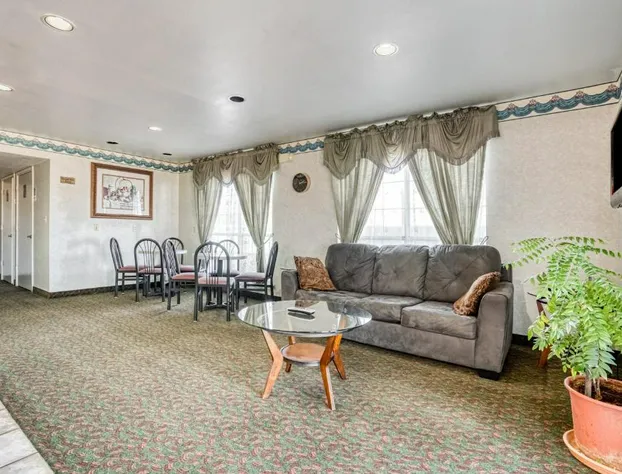 OYO Hotel Wichita Falls I-44 Sheppard Airforce hotel detail image 2