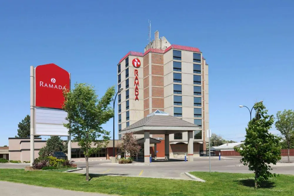 Ramada by Wyndham Lethbridge hotel hero