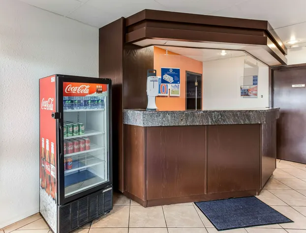 Motel 6 Lethbridge, AB hotel detail image 2