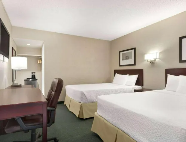 Days Inn by Wyndham Lethbridge hotel detail image 3