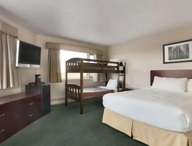 Days Inn by Wyndham Lethbridge hotel detail image 4