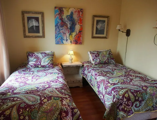 Woodside Inn hotel detail image 4