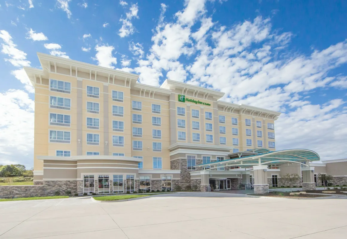 Holiday Inn Hotel & Suites Davenport by IHG hotel hero