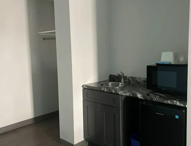 Howard Johnson by Wyndham Thunder Bay hotel detail image 4