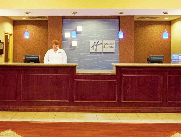 Holiday Inn Express Hotel & Suites Brooksville by IHG hotel detail image 4