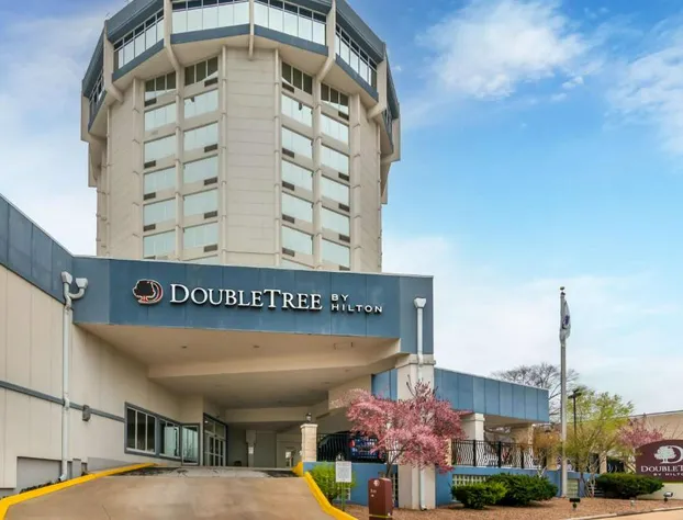 DoubleTree by Hilton Hotel Jefferson City hotel detail image 3