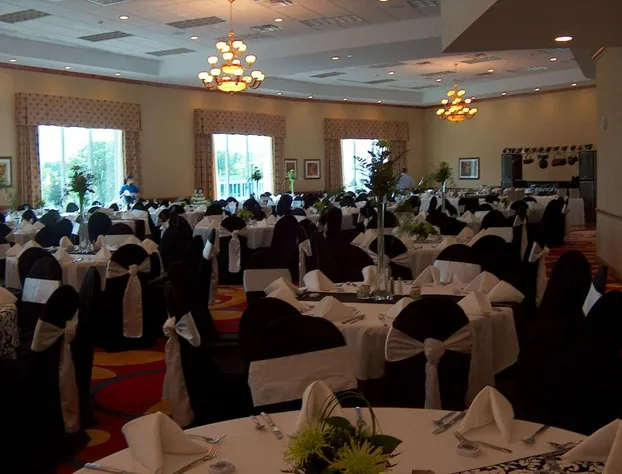 DoubleTree by Hilton Hotel Jefferson City hotel detail image 4