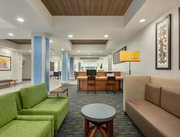 Holiday Inn Express Hotel & Suites Merced by IHG hotel detail image 4