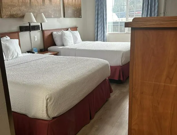 Days Inn by Wyndham Turlock hotel detail image 3