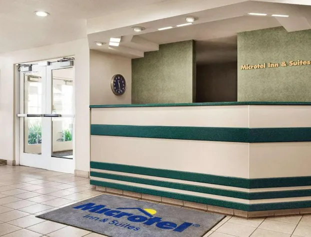 Microtel Inn & Suites by Wyndham Lodi/North Stockton hotel detail image 4