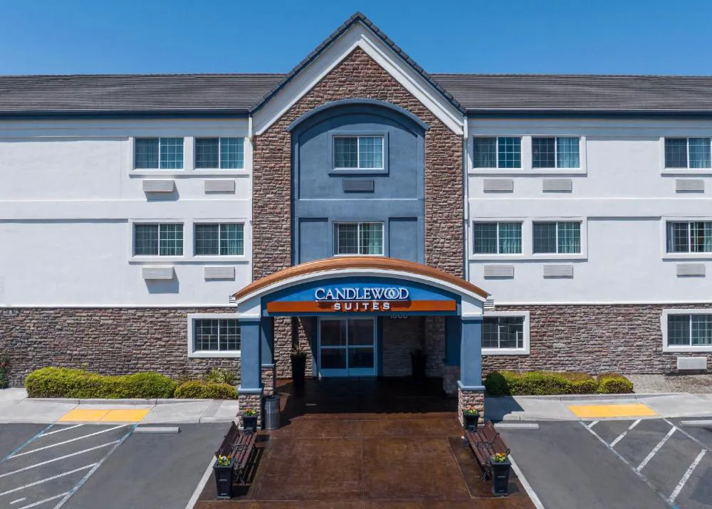 Candlewood Suites Turlock by IHG hotel hero