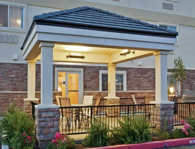 Candlewood Suites Turlock by IHG hotel detail image 3
