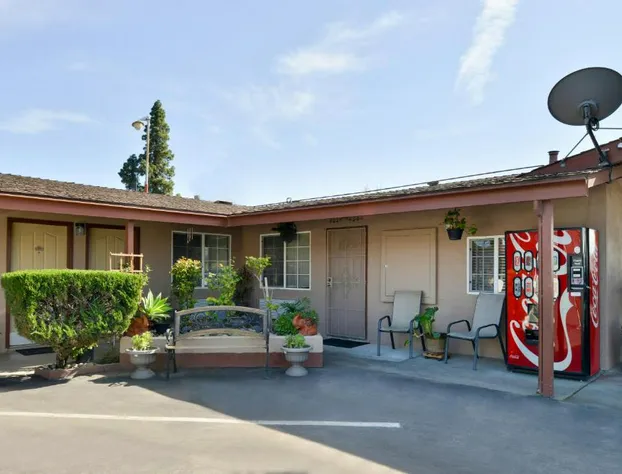 Americas Best Value Inn Los Banos hotel detail image 2