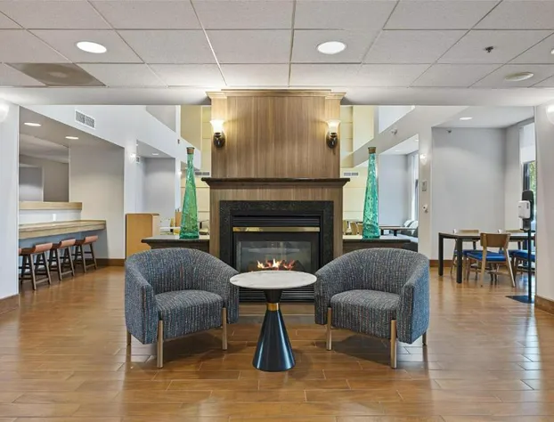 Hampton Inn And Suites Madera hotel detail image 1