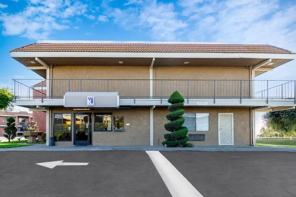 Knights Inn Madera hotel hero