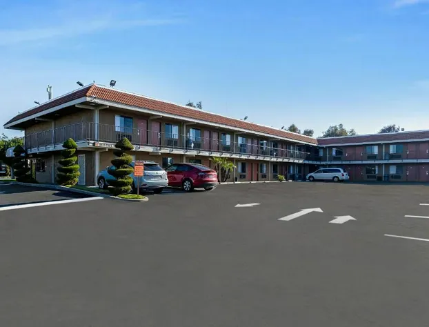 Knights Inn Madera hotel detail image 1