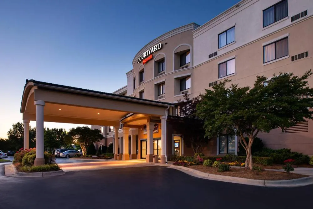 Courtyard by Marriott High Point hotel hero