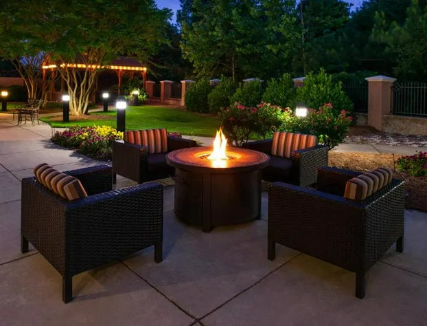 Courtyard by Marriott High Point hotel detail image 2