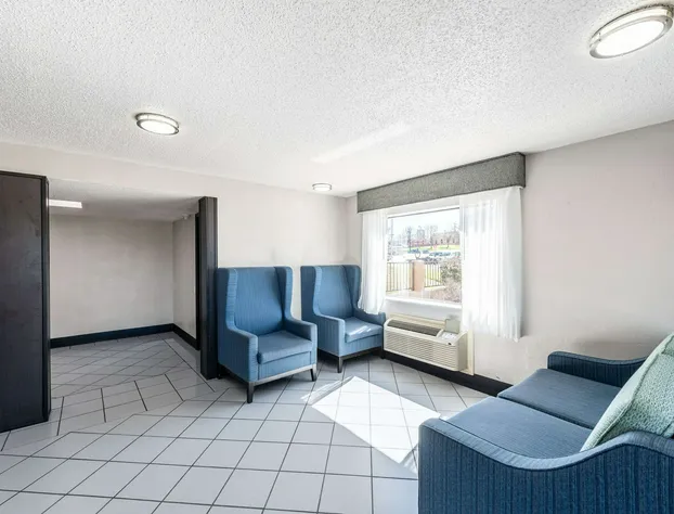 Econo Lodge Vicksburg hotel detail image 4