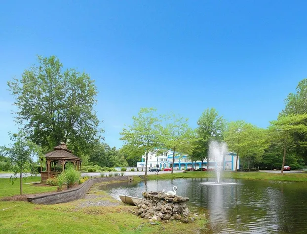 Econo Lodge Inn & Suites Old Saybrook Westbrook hotel detail image 4