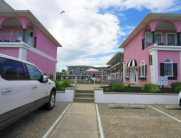 Periwinkle Inn hotel detail image 4