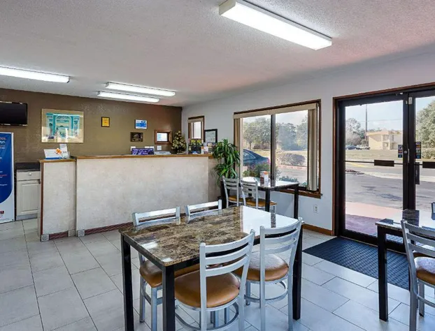 Rodeway Inn Lake City I-75 hotel detail image 3