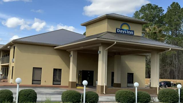 Days Inn by Wyndham Lake City I-10 hotel detail image 1