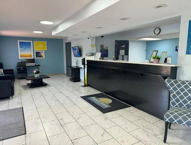 Days Inn by Wyndham Lake City I-10 hotel detail image 1