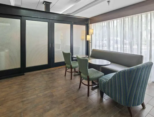 Hampton Inn Atlanta/Woodstock hotel detail image 4