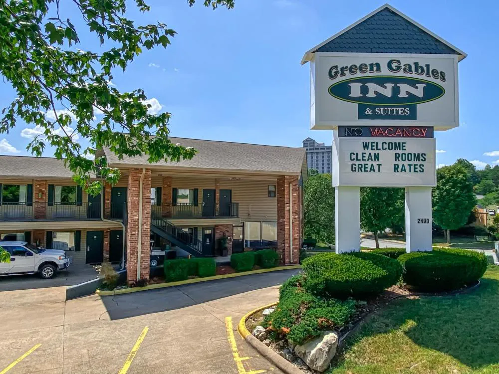 Green Gables Inn hotel hero