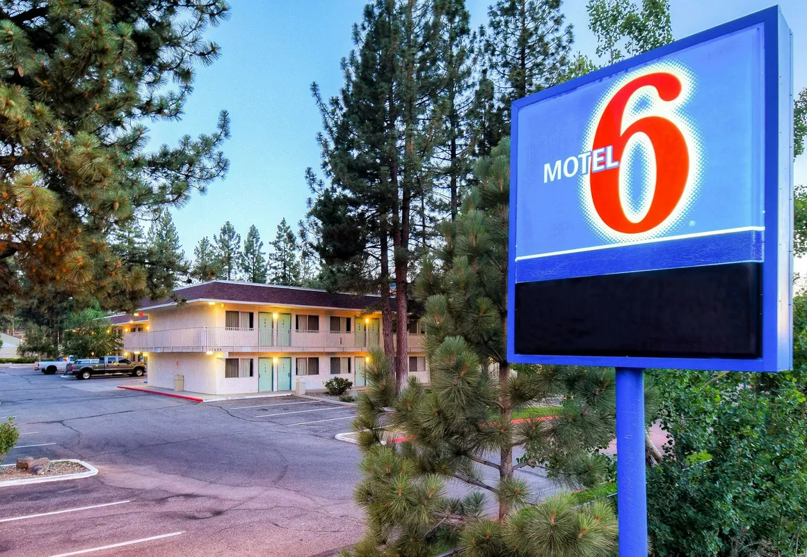 Motel 6 Big Bear Lake, CA hotel hero