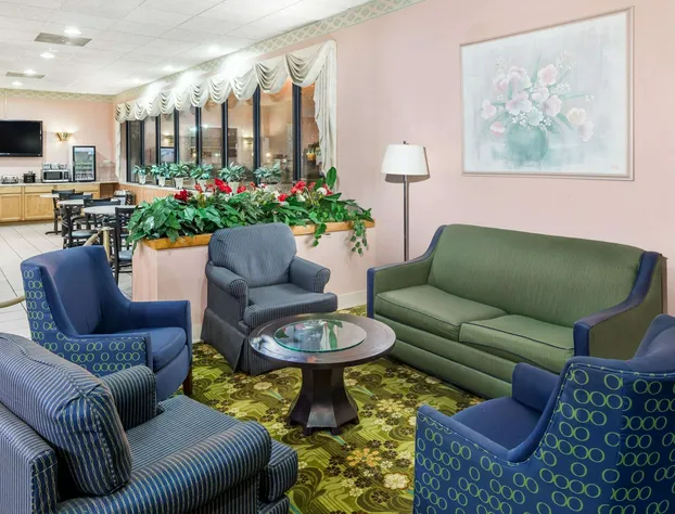 Days Inn by Wyndham Walterboro hotel detail image 1