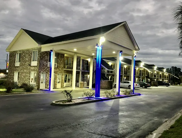 Days Inn by Wyndham Manning hotel detail image 2