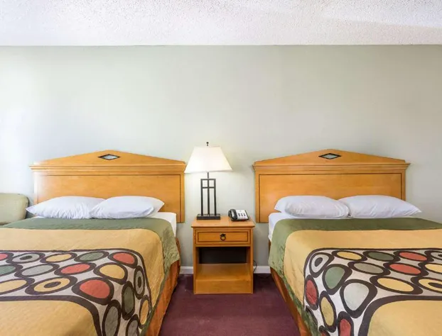 Super 8 by Wyndham Manning hotel detail image 3