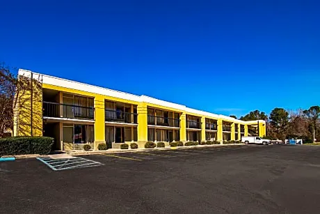 Quality Inn St George I-95 hotel detail image 2