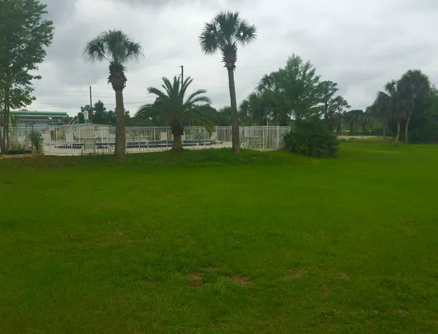 Rodeway Inn Bushnell hotel detail image 3