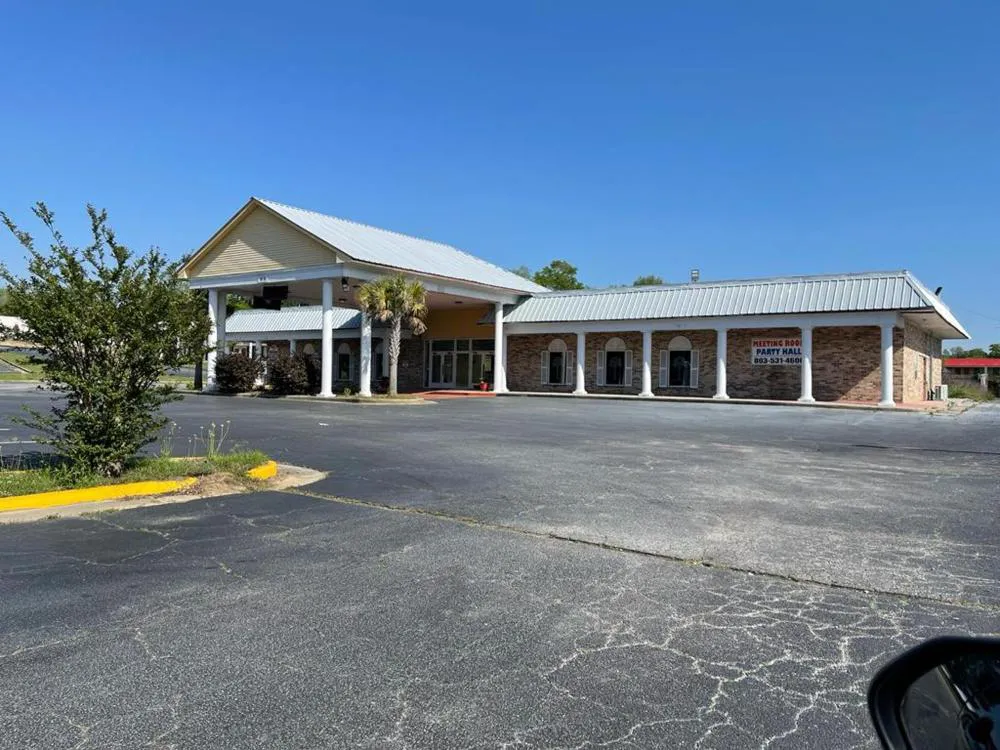 Orangeburg Inn & Suites hotel hero