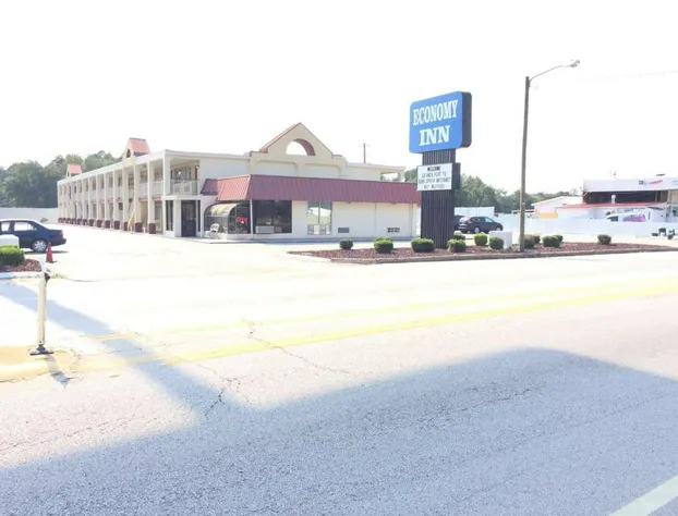 Economy Inn hotel detail image 4