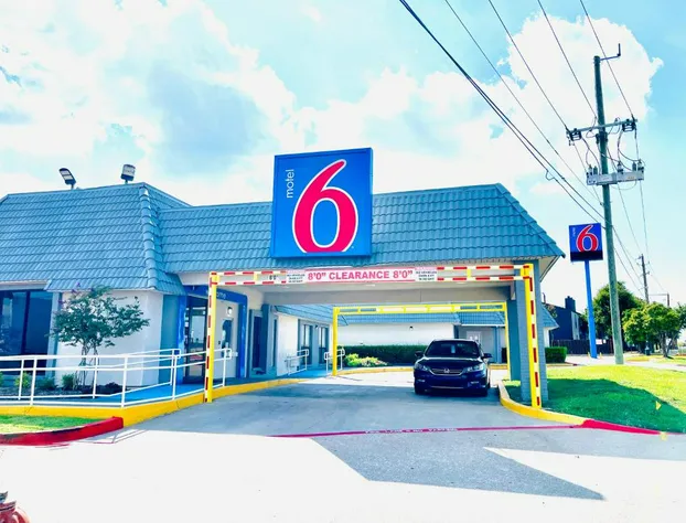 Motel 6 Duncanville, TX - Dallas hotel detail image 2