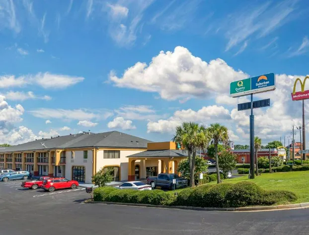 Quality Inn & Suites Orangeburg hotel detail image 1