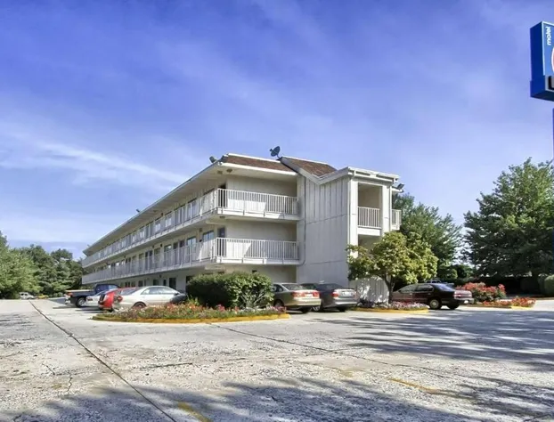 Motel 6 New Cumberland, PA - Harrisburg - Hershey South hotel detail image 2