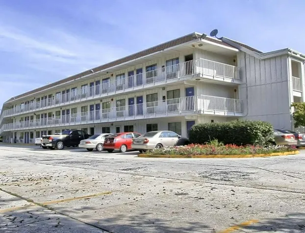 Motel 6 New Cumberland, PA - Harrisburg - Hershey South hotel detail image 4