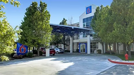 Motel 6 Lehi, UT – Thanksgiving Point hotel detail image 2