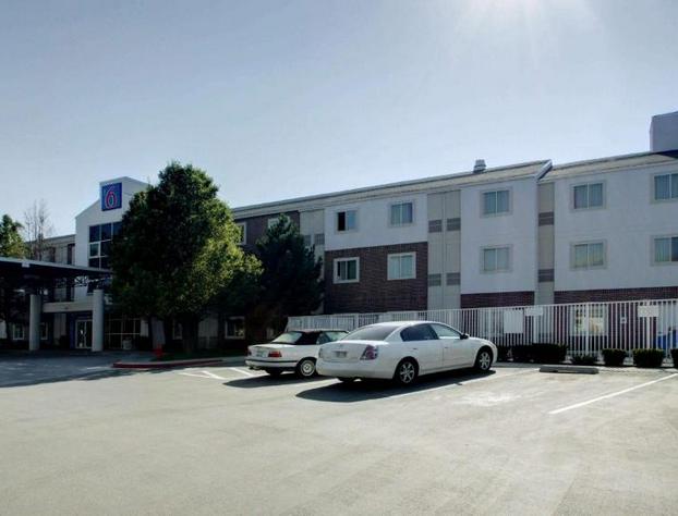 Motel 6 Lehi, UT – Thanksgiving Point hotel detail image 4