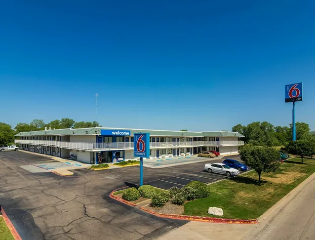 Motel 6 Bellmead, TX - Waco hotel detail image 2