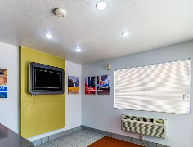 Motel 6 Bellmead, TX - Waco hotel detail image 3