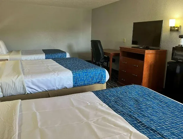 Travelodge by Wyndham Terre Haute hotel detail image 1