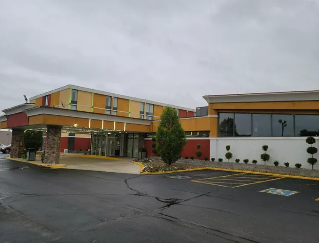 Quality Inn Terre Haute University Area hotel detail image 1