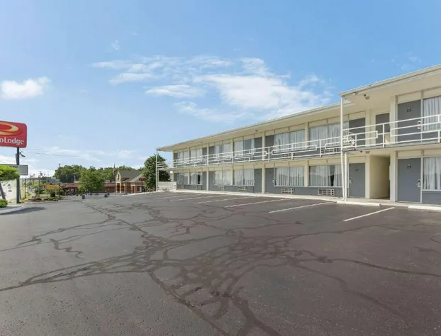 Econo Lodge Fort Knox hotel detail image 3